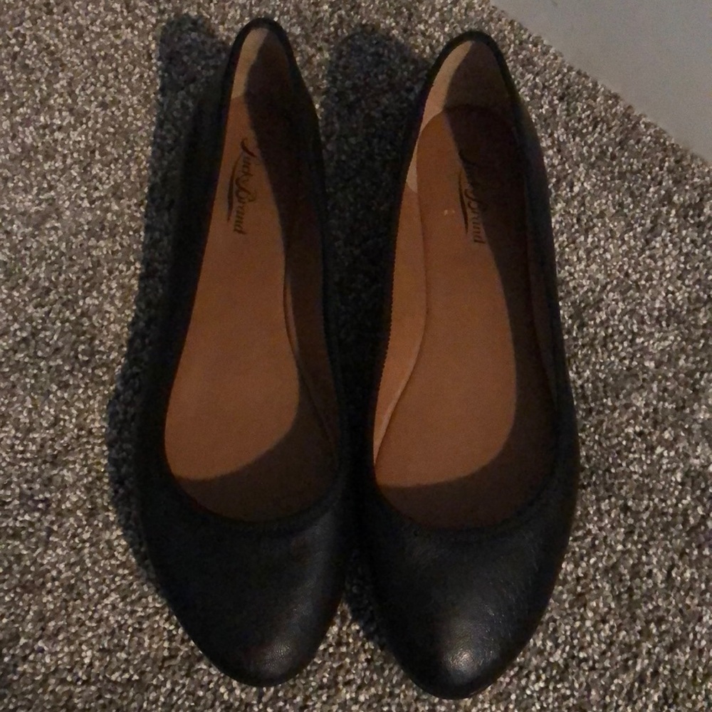 Lucky Brand Size 10 Black Genuine Leather Flats